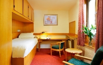 http://bacheliercongress2018.com/uploads/images/En-suite%20Single%20Bedroom.jpg
